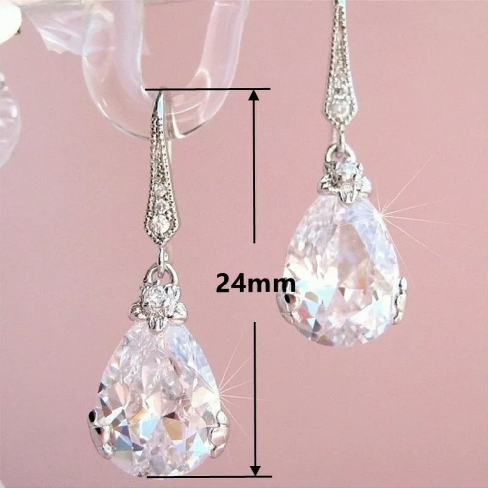 Gorgeous  Silver Drop Earrings for Women Jewelry Cubic Zirconia - Picture 2 of 2